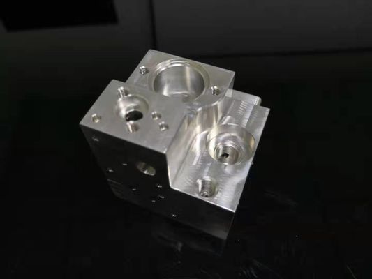 El equipo/el generador de la aptitud del prototipo del CNC de la alta precisión que trabajan a máquina parte