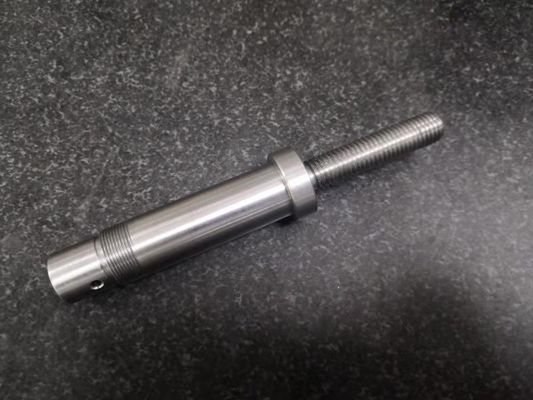 Piezas del torno del CNC del gusano del tornillo de la bola, AXIS multi que trabaja a máquina grueso médico de las partes 0.5m m