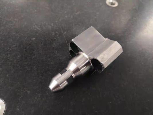 Piezas trabajadas a máquina precisión de la concentricidad 0.005m m del tratamiento térmico HRC60 Ra0.6