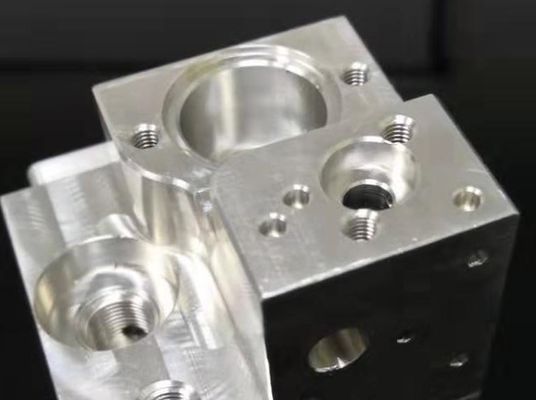 El equipo/el generador de la aptitud del prototipo del CNC de la alta precisión que trabajan a máquina parte