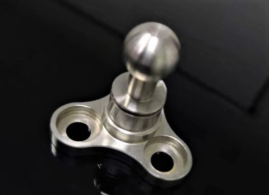El espacio aéreo del soporte del prototipo trabajado a máquina parte el material de aluminio del acero inoxidable