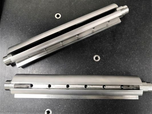 Piezas de torneado modificadas para requisitos particulares del CNC del hilo del torno que trabajan a máquina SUS304