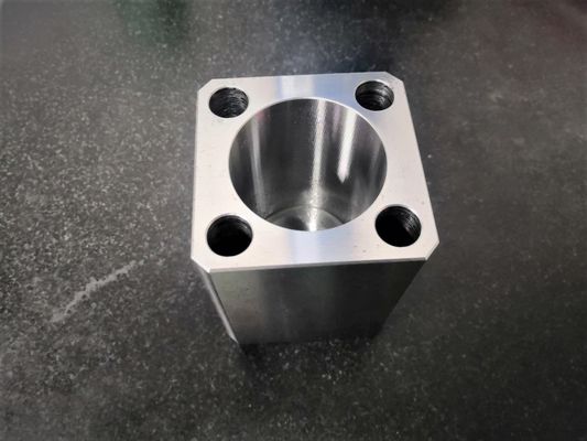 Piezas trabajadas a máquina precisión de la llanura de SKD11 Ra0.8 0.01m m